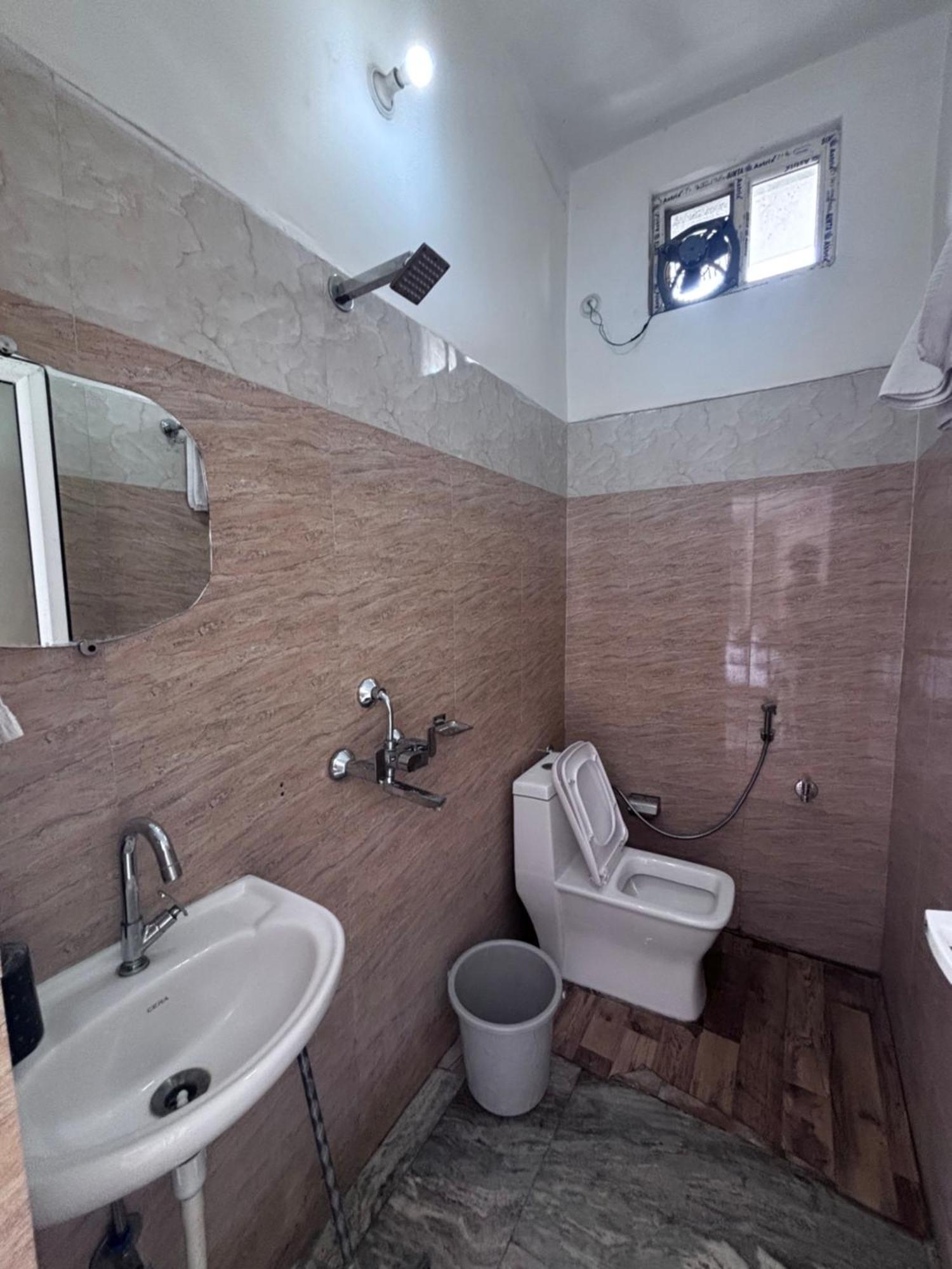 Flow House Rishīkesh 외부 사진